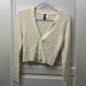H&M new white sweater